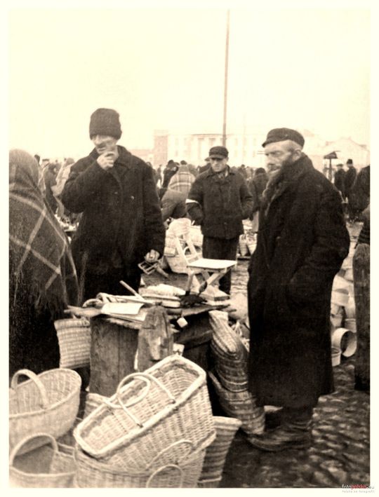 Plac Jagielloński na starych zdjęciach