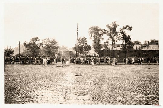 Plac Jagielloński na starych zdjęciach