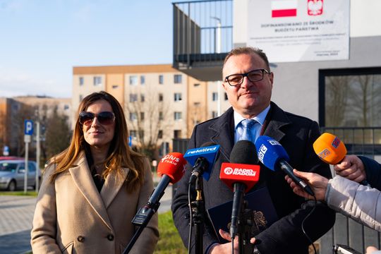 Blok z mieszkaniami komunalnymi przy ul. Piastowskiej gotowy do użytku (zdjęcia)