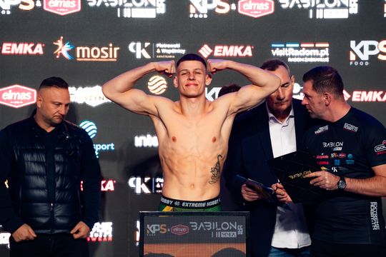 Ceremonia ważenia przed KPS Food & Elmas Babilon MMA 55 (zdjęcia)