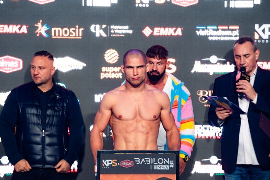 Ceremonia ważenia przed KPS Food & Elmas Babilon MMA 55 (zdjęcia)