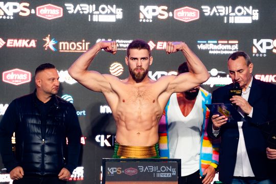 Ceremonia ważenia przed KPS Food & Elmas Babilon MMA 55 (zdjęcia)