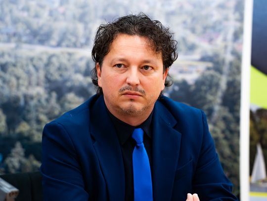 Konferencja prasowa dot. dofinansowania na budowę kompleksu sportowego Orlik w Gzowicach (zdjęcia)