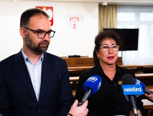 Konferencja prasowa przed poniedziałkową sesją Rady Miasta (zdjęcia)