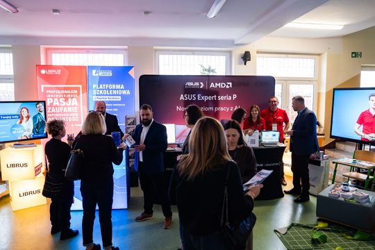 Ogólnopolska konferencja "Nowoczesne technologie infirmacyjne w służbie cyfrowej szkoły i administracji" (zdjęcia)