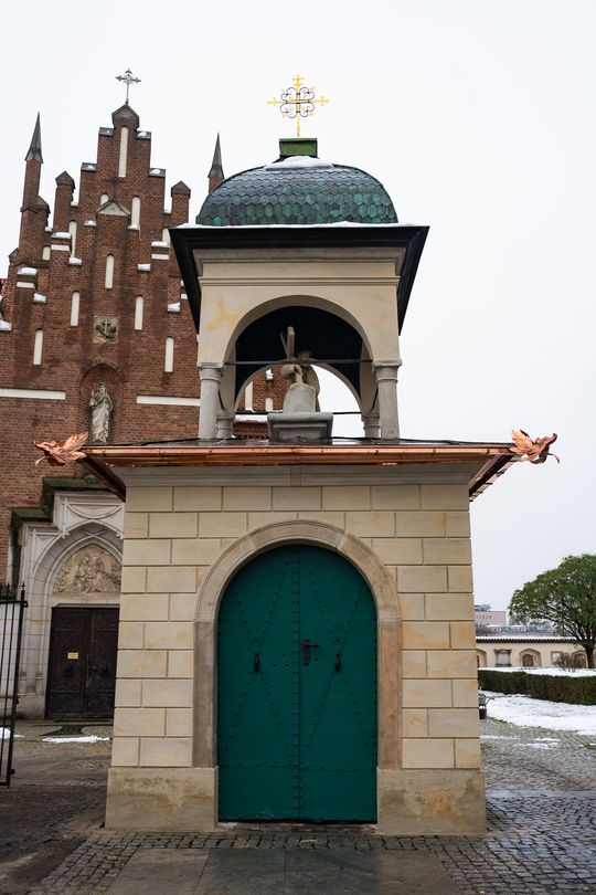 Konferencja prasowa dot. prac konserwatorskich prowadzonych przy budynku Klasztoru Bernardynów (zdjęcia)