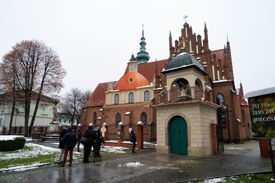  Konferencja prasowa dot. prac konserwatorskich prowadzonych przy budynku Klasztoru Bernardynów (zdjęcia)