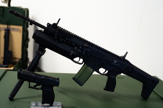 Uroczyste otwarcie nowej hali produkcyjnej Fabryki Broni (zdjęcia)