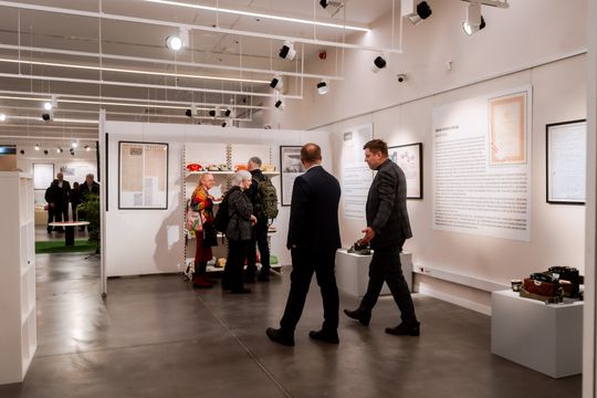 Wernisaż wystawy %22Ucho na świat z Radomia%22 022.jpg