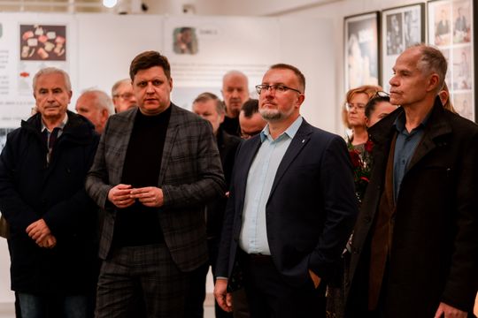 Wernisaż wystawy %22Ucho na świat z Radomia%22 036.jpg