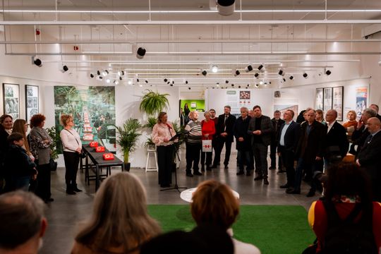 Wernisaż wystawy %22Ucho na świat z Radomia%22 039.jpg