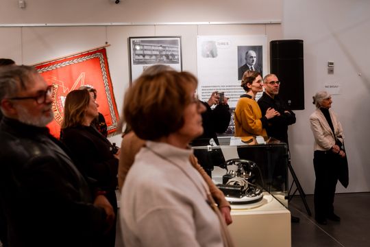 Wernisaż wystawy %22Ucho na świat z Radomia%22 040.jpg