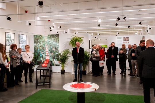 Wernisaż wystawy %22Ucho na świat z Radomia%22 054.jpg