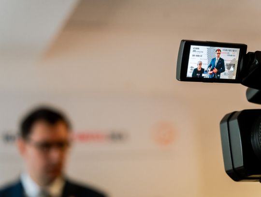 Pieniądze dla Radomia i Ziemi Radomskiej - konferencja KO (zdjęcia)