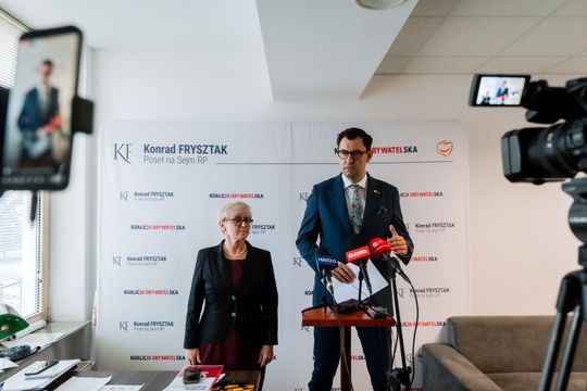 Pieniądze dla Radomia i Ziemi Radomskiej - konferencja KO (zdjęcia)