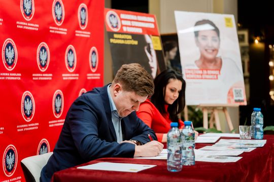 Maraton pisania listów 016.jpg Maraton pisania listów 016.jpg