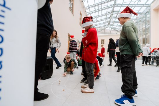 Seniorzy dzieciom 034.jpg