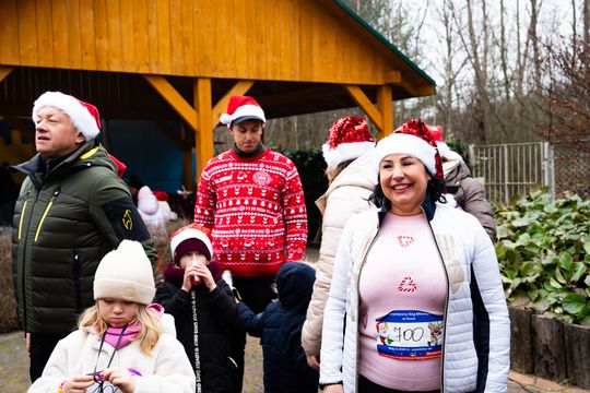 Charytatywny bieg mikołajkowy w Hucie (zdjęcia) Charytatywny bieg mikołajkowy w Hucie (zdjęcia)