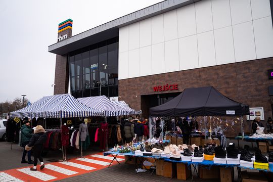 Mikołajki w Radomskich Halach Mięsnych (zdjęcia) Mikołajki w Radomskich Halach Mięsnych (zdjęcia)