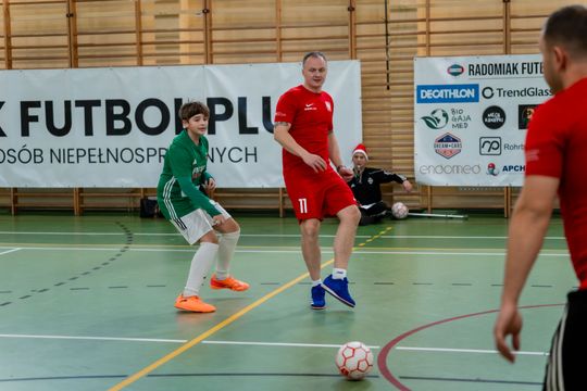 3. Mikołajkowy Turniej Radomiak Futbol Plus 059.jpg 3. Mikołajkowy Turniej Radomiak Futbol Plus 059.jpg