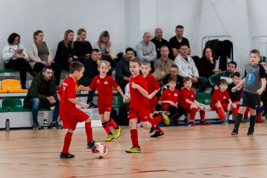 Mikołajkowy Turniej Piłki Nożnej dla Dzieci i Młodzieży 011.jpg Mikołajkowy Turniej Piłki Nożnej dla Dzieci i Młodzieży 011.jpg