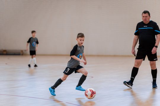 Mikołajkowy Turniej Piłki Nożnej dla Dzieci i Młodzieży 012.jpg Mikołajkowy Turniej Piłki Nożnej dla Dzieci i Młodzieży 012.jpg