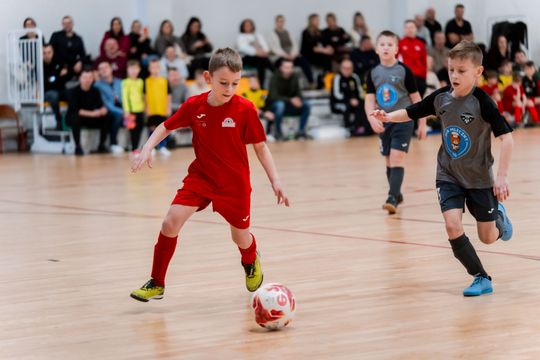 Mikołajkowy Turniej Piłki Nożnej dla Dzieci i Młodzieży 027.jpg Mikołajkowy Turniej Piłki Nożnej dla Dzieci i Młodzieży 027.jpg