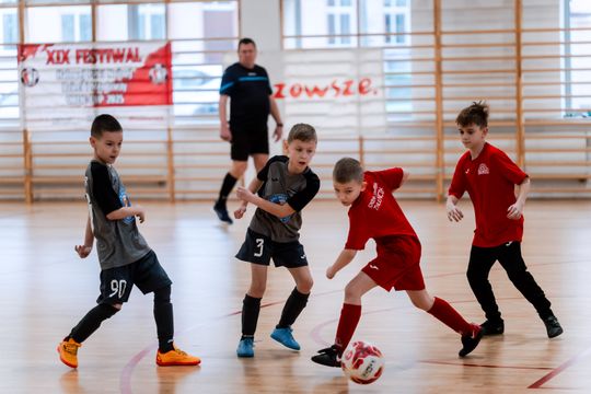 Mikołajkowy Turniej Piłki Nożnej dla Dzieci i Młodzieży 031.jpg Mikołajkowy Turniej Piłki Nożnej dla Dzieci i Młodzieży 031.jpg