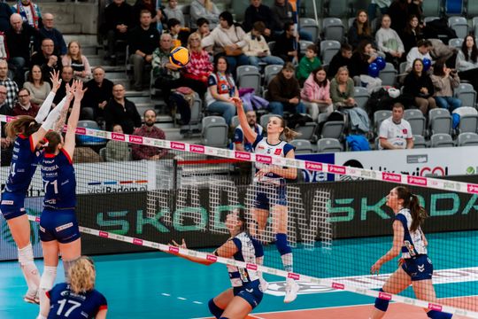 Moya Radomka Radom - PGE Budowlani Łódź 005.jpg Moya Radomka Radom - PGE Budowlani Łódź 005.jpg