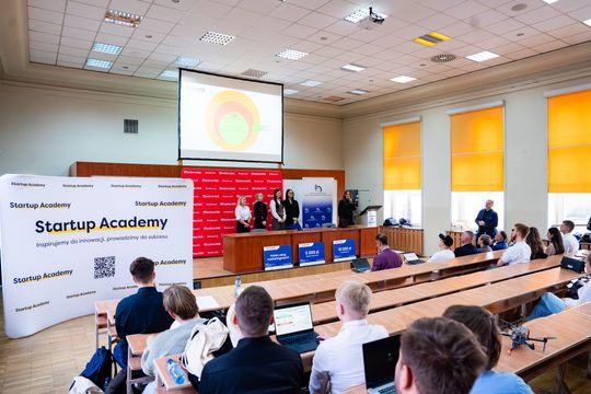 Radomska Akademia Przedsiębiorczości i Innowacyjności (zdjęcia)