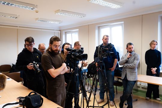 Konferencja prasowa dot. aktualnej sytuacji w Szkole Leśnej w Garbatce-Letnisko (zdjęcia)