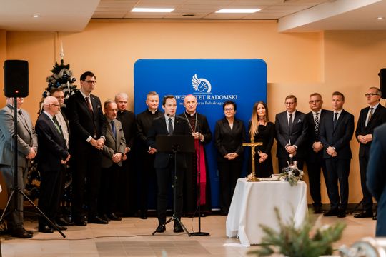 Spotkanie opłatkowe na Uniwersytecie Radomskim 013.jpg