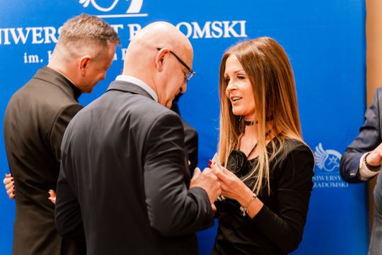 Spotkanie opłatkowe na Uniwersytecie Radomskim 035.jpg Spotkanie opłatkowe na Uniwersytecie Radomskim 035.jpg