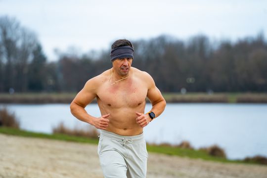 Bieg morsa oraz morsowanie nad zalewem Borki (zdjęcia) Bieg morsa oraz morsowanie nad zalewem Borki (zdjęcia)