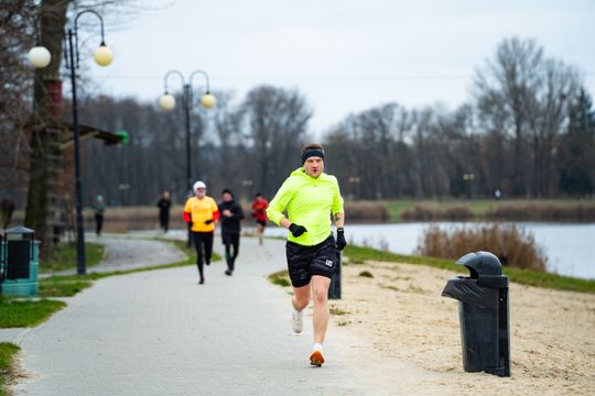 Bieg morsa oraz morsowanie nad zalewem Borki (zdjęcia) Bieg morsa oraz morsowanie nad zalewem Borki (zdjęcia)