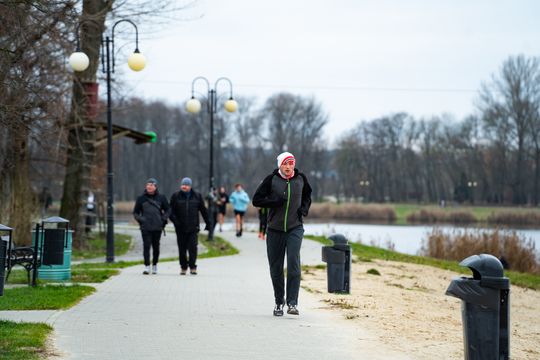 Bieg morsa oraz morsowanie nad zalewem Borki (zdjęcia) Bieg morsa oraz morsowanie nad zalewem Borki (zdjęcia)