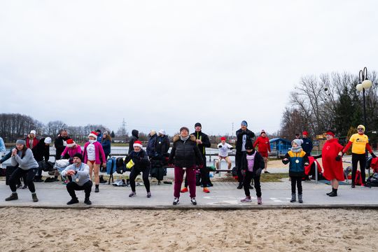 Bieg morsa oraz morsowanie nad zalewem Borki (zdjęcia)