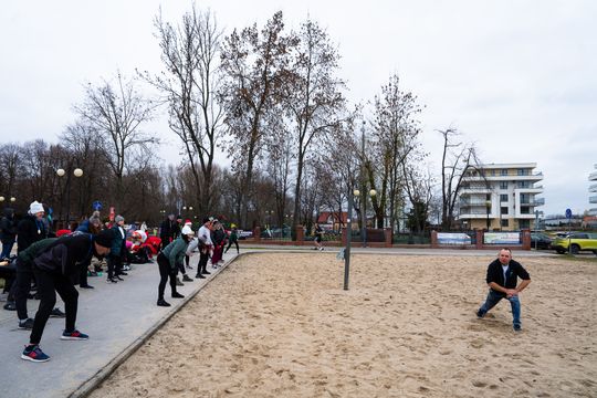 Bieg morsa oraz morsowanie nad zalewem Borki (zdjęcia) Bieg morsa oraz morsowanie nad zalewem Borki (zdjęcia)
