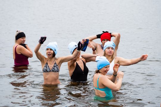 Bieg morsa oraz morsowanie nad zalewem Borki (zdjęcia)