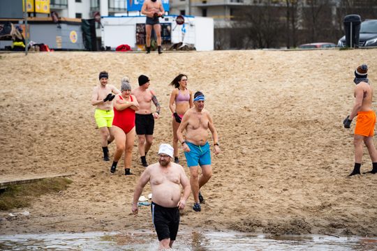 Bieg morsa oraz morsowanie nad zalewem Borki (zdjęcia)
