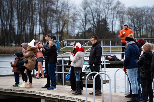 Bieg morsa oraz morsowanie nad zalewem Borki (zdjęcia)