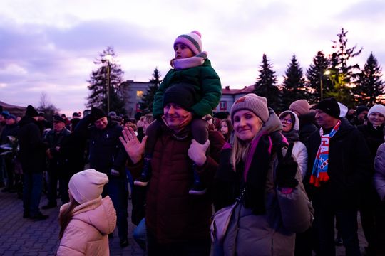 Kiermasz Świąteczny dla Damiana - Koncert Pawła Mosiołka i Haliny Mlynkovej (zdjęcia)