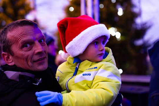 Kiermasz Świąteczny dla Damiana - Koncert Pawła Mosiołka i Haliny Mlynkovej (zdjęcia) Kiermasz Świąteczny dla Damiana - Koncert Pawła Mosiołka i Haliny Mlynkovej (zdjęcia)