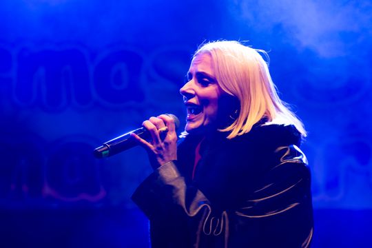 Kiermasz Świąteczny dla Damiana - Koncert Pawła Mosiołka i Haliny Mlynkovej (zdjęcia)