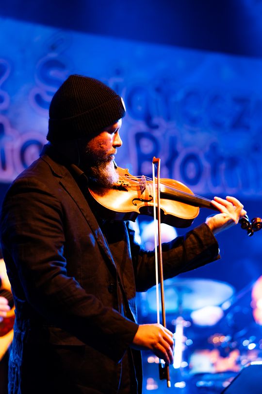 Kiermasz Świąteczny dla Damiana - Koncert Pawła Mosiołka i Haliny Mlynkovej (zdjęcia)