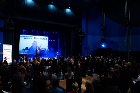 Koncert z okazji 35-lecia działalności artystycznej Szymona Wydry (zdjęcia) Koncert z okazji 35-lecia działalności artystycznej Szymona Wydry (zdjęcia)