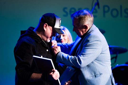 Koncert z okazji 35-lecia działalności artystycznej Szymona Wydry (zdjęcia) Koncert z okazji 35-lecia działalności artystycznej Szymona Wydry (zdjęcia)