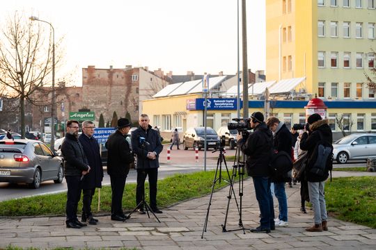 Konferencja prasowa PiS dot. Radomskiego Szpitala Specjalistycznego (zdjęcia)