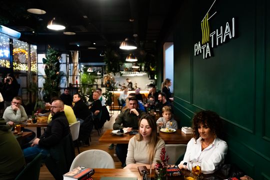 Spotkanie autorskie z Sebastianem Staszewskim i promocja książki "Lewandowski. Prawdziwy" (zdjęcia)