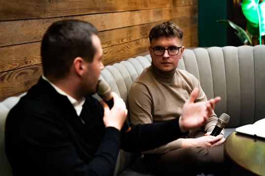 Spotkanie autorskie z Sebastianem Staszewskim i promocja książki "Lewandowski. Prawdziwy" (zdjęcia)